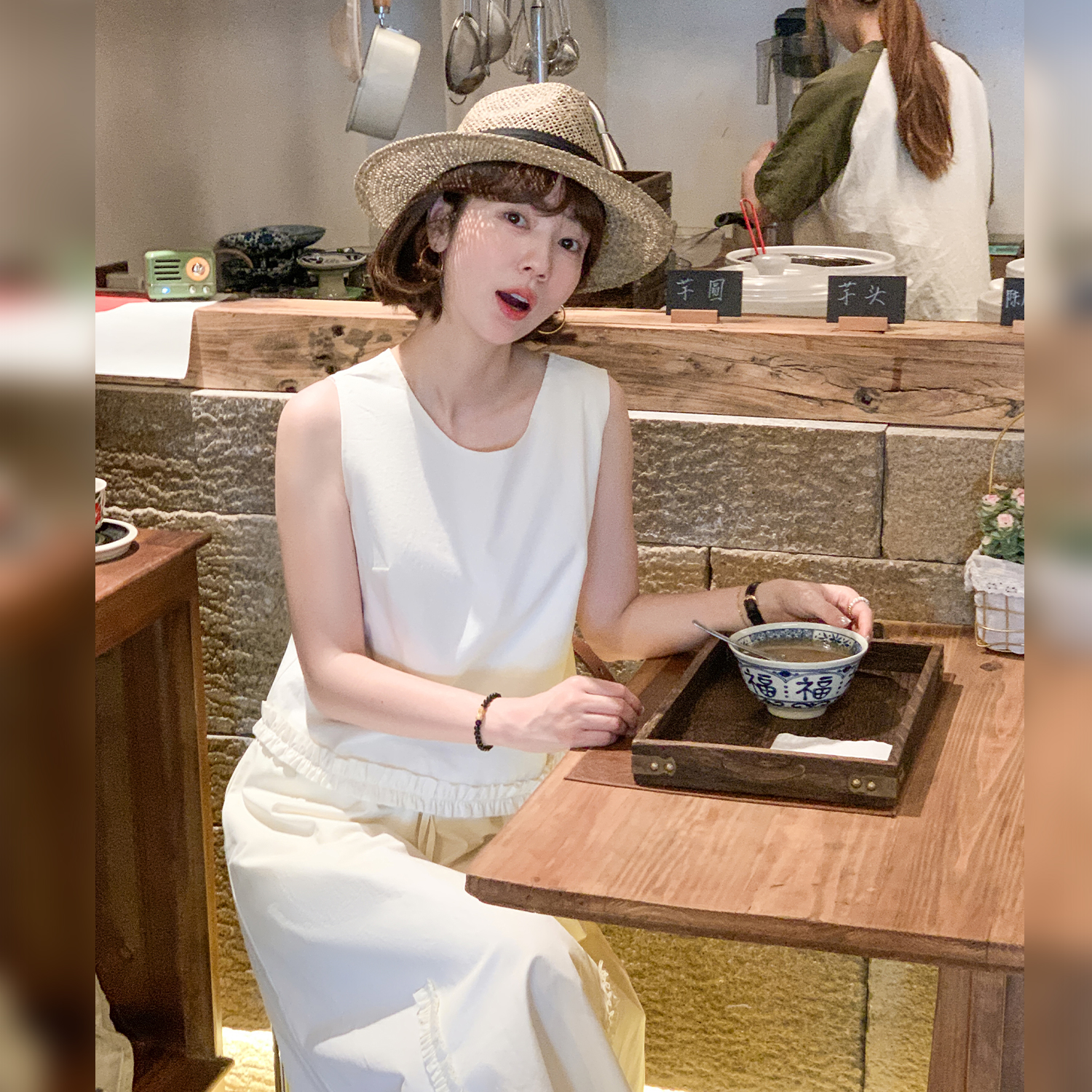 【新品】【月光圆舞】FS506Z006无袖杏色套装