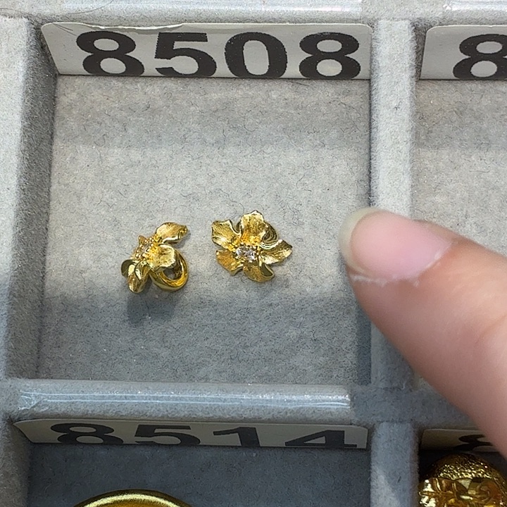 铜合金8508强保色发 2个壹笔壹扣头