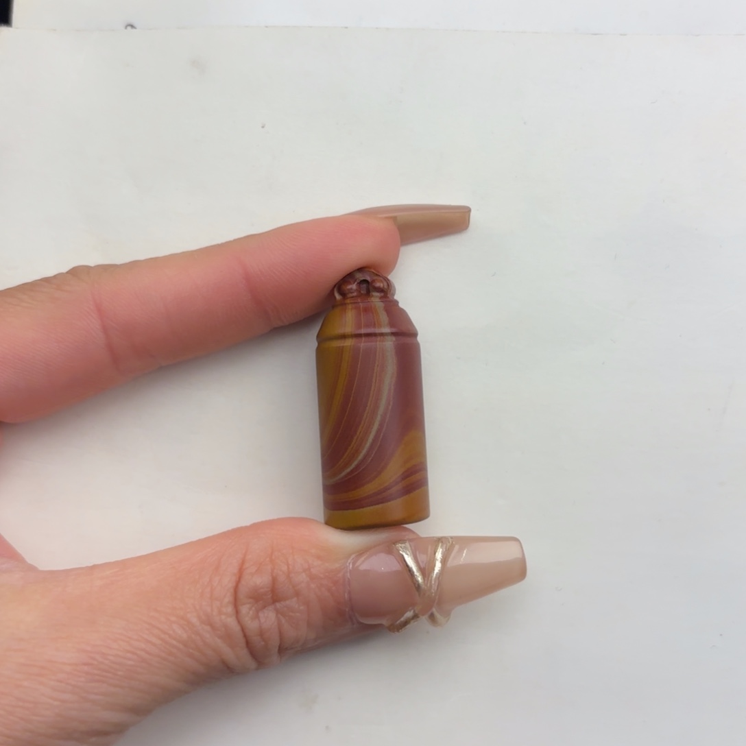 雪***火石英质玉未镶嵌黄蜡石挂件