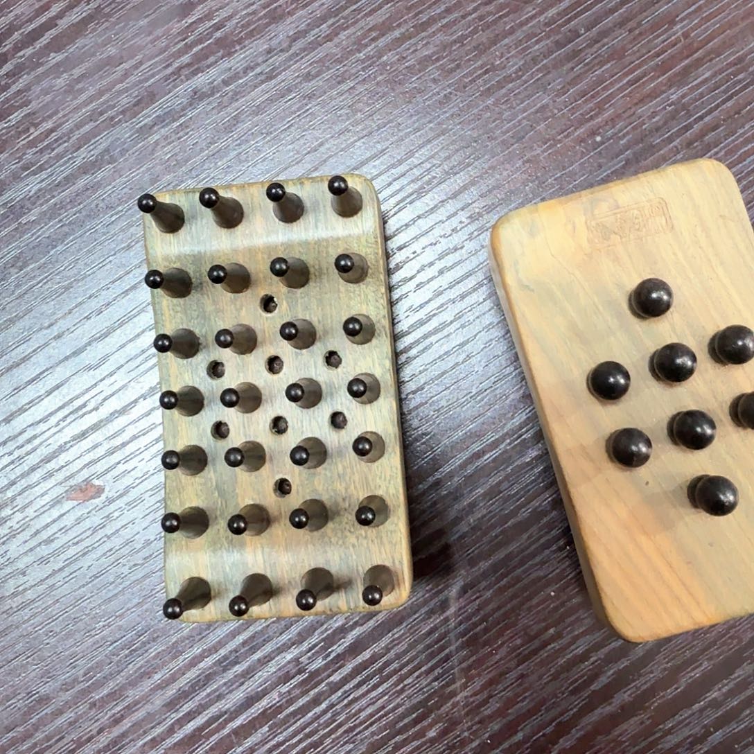 绿檀木4排梳子瑕疵