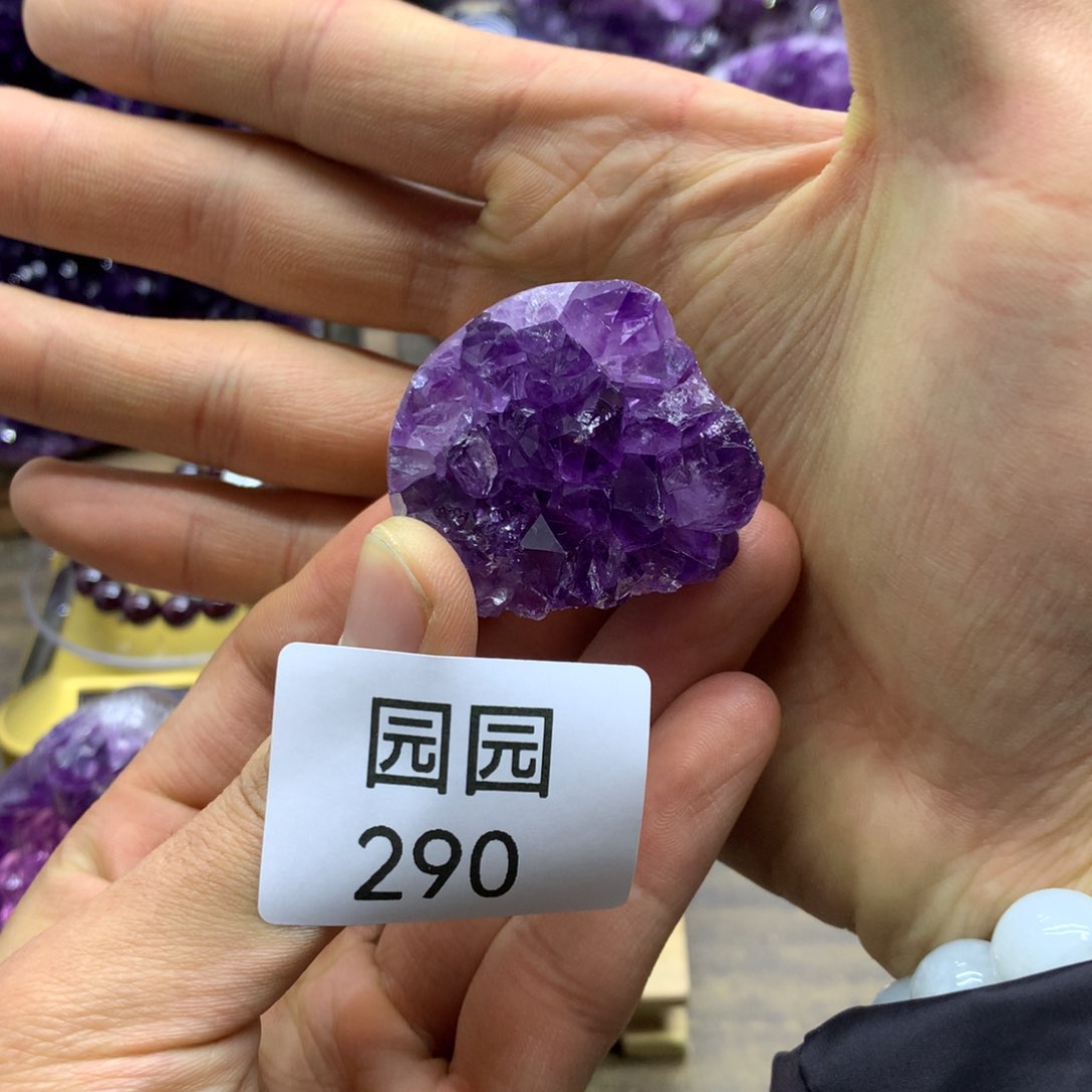 紫晶大型摆件（非配饰）未镶嵌