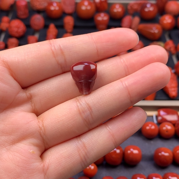 南红玛瑙未镶嵌牛血红奶嘴三通12.8mm