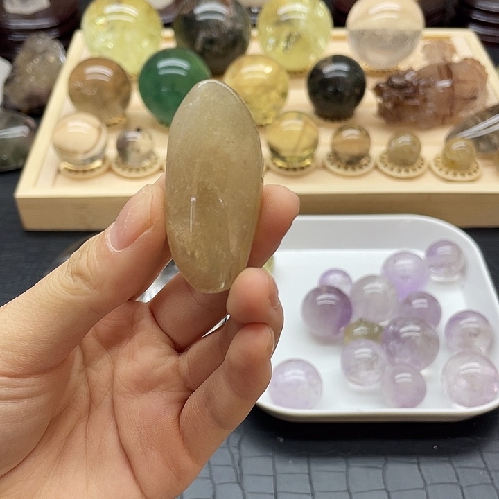 水晶未镶嵌珠宝半成品222水晶石