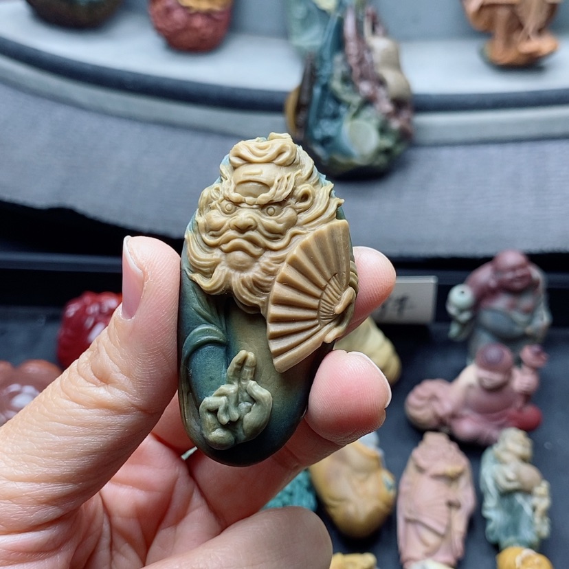 【闪购商品】定制石英质玉吊坠未镶嵌