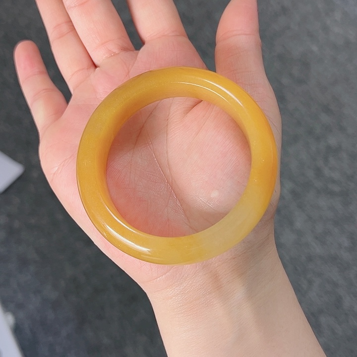 石英质玉手镯未镶嵌116-58