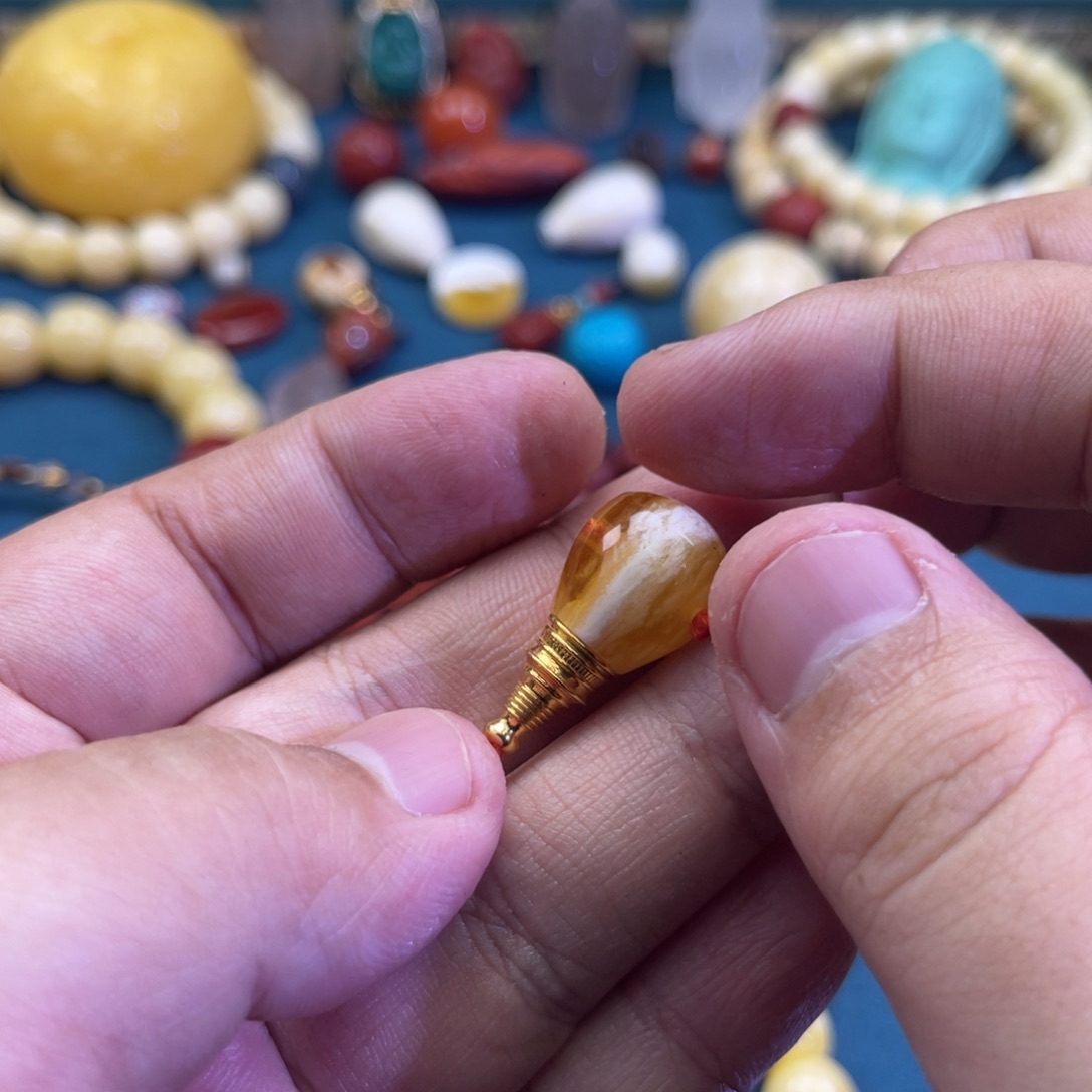 琥珀18K金镶嵌珠宝奇石78