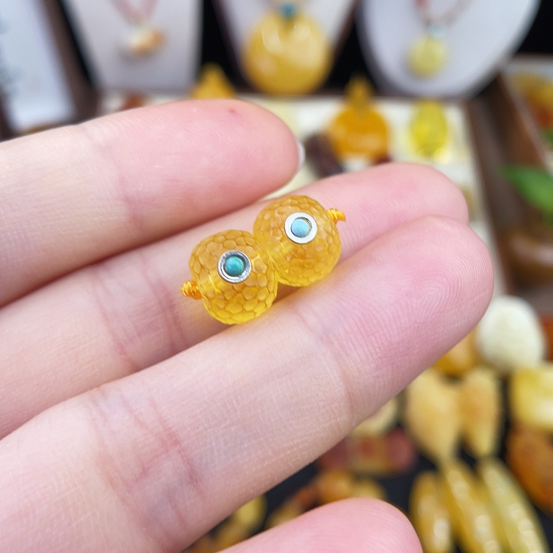 琥珀未镶嵌裸石我