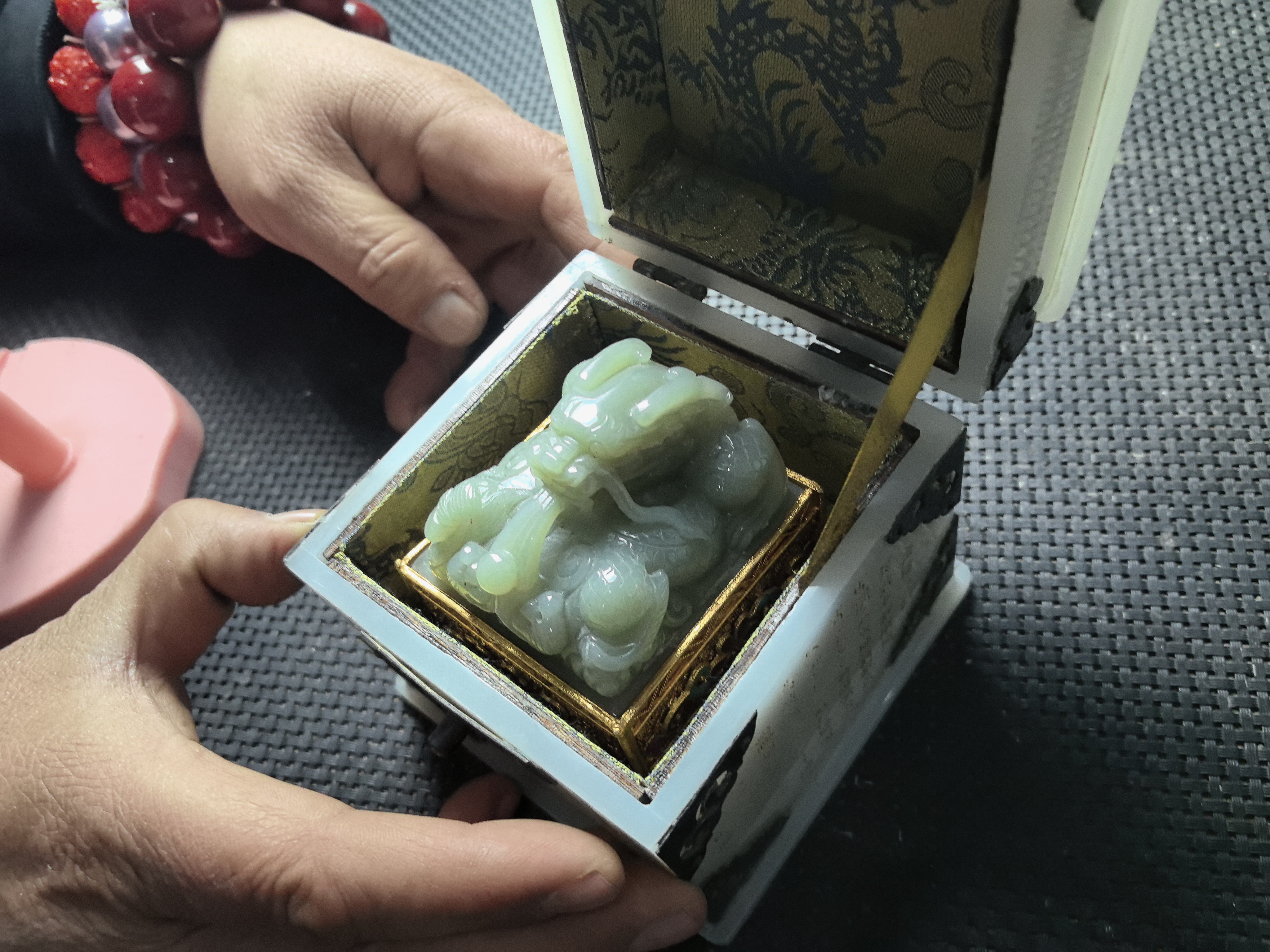 精选优质瓷器摆件