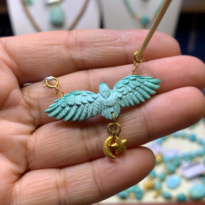 绿松石18K金镶嵌挂件