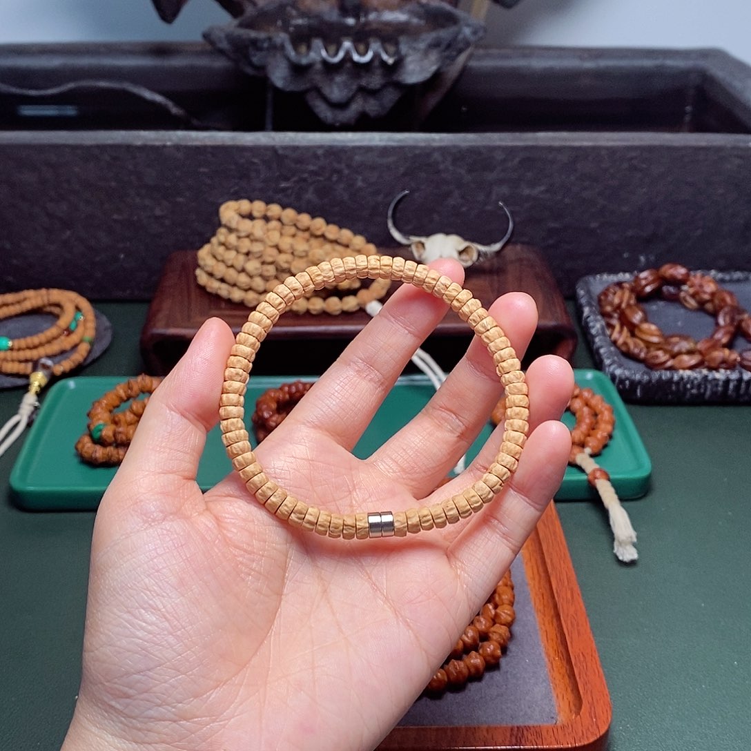 柏香籽/百香籽吊坠68.8