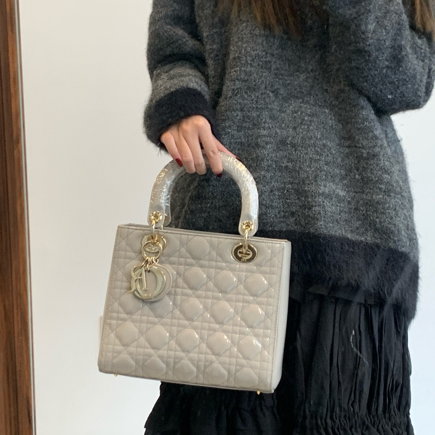 95新 DIOR/迪奥 dior 浅灰色五格戴妃