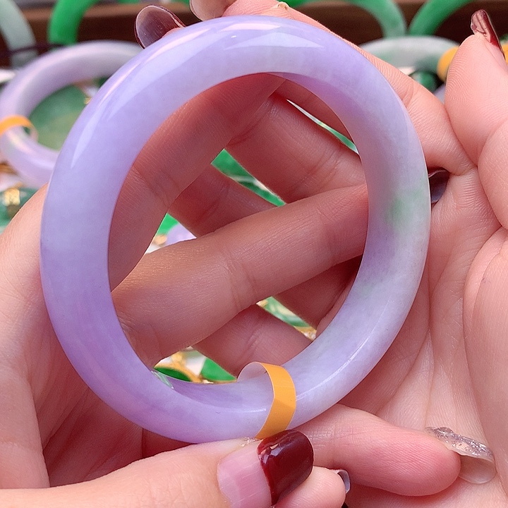 翡翠手镯未镶嵌平****乐翡翠