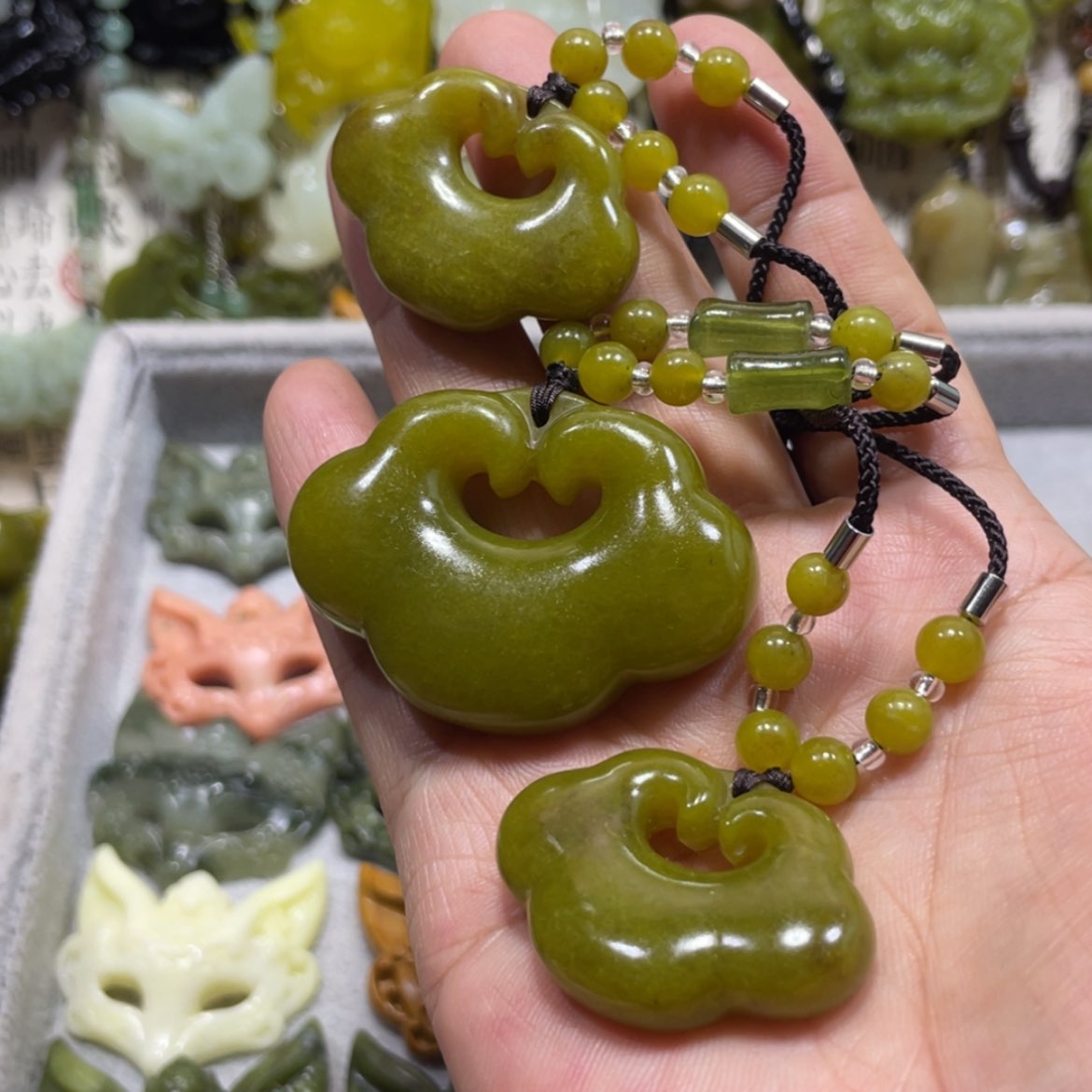 【闪购商品】岫玉颈饰未镶嵌55吊坠