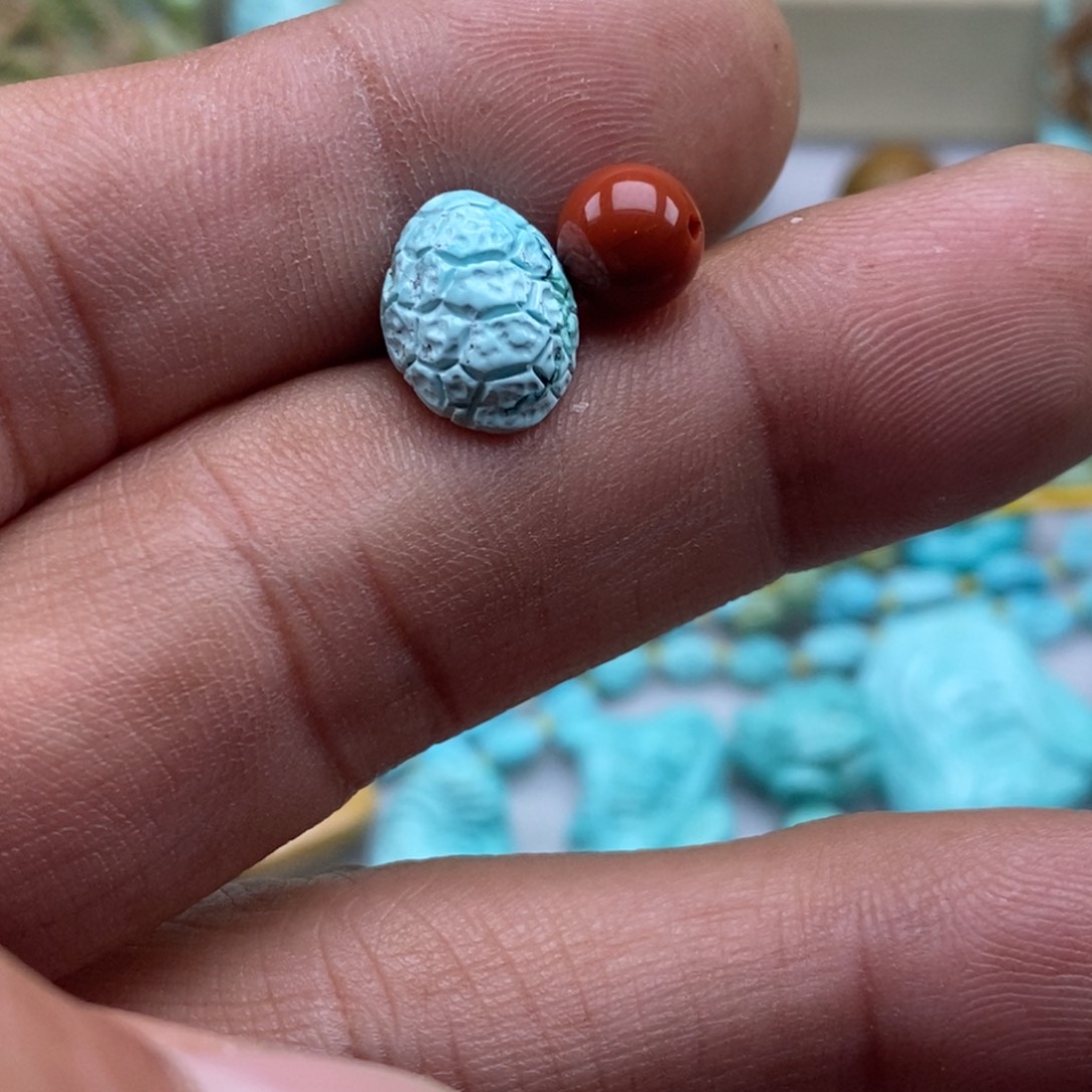 小***哥南红玛瑙未镶嵌珠宝半成品