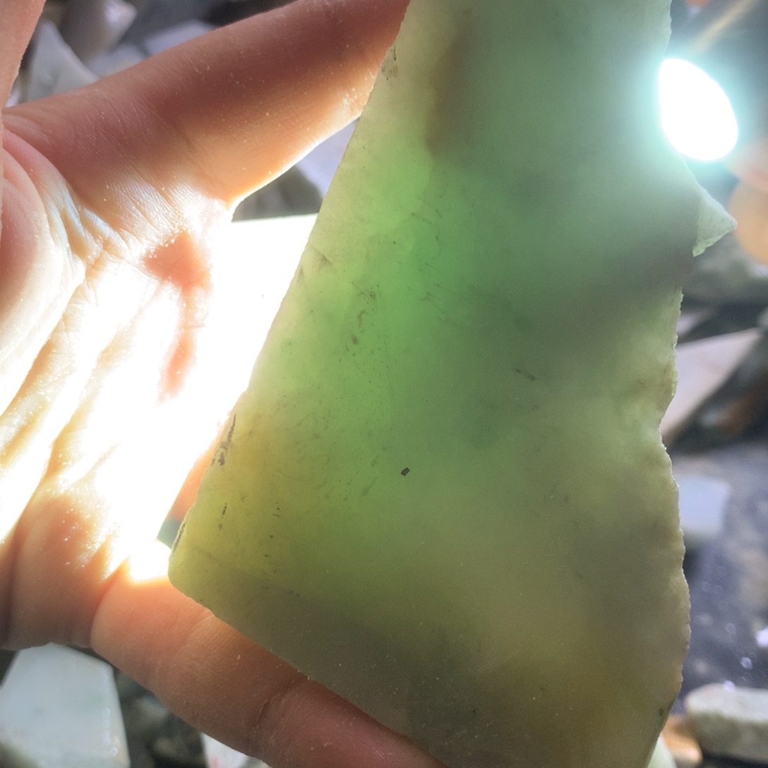 翡翠颈饰未镶嵌缅甸翡翠