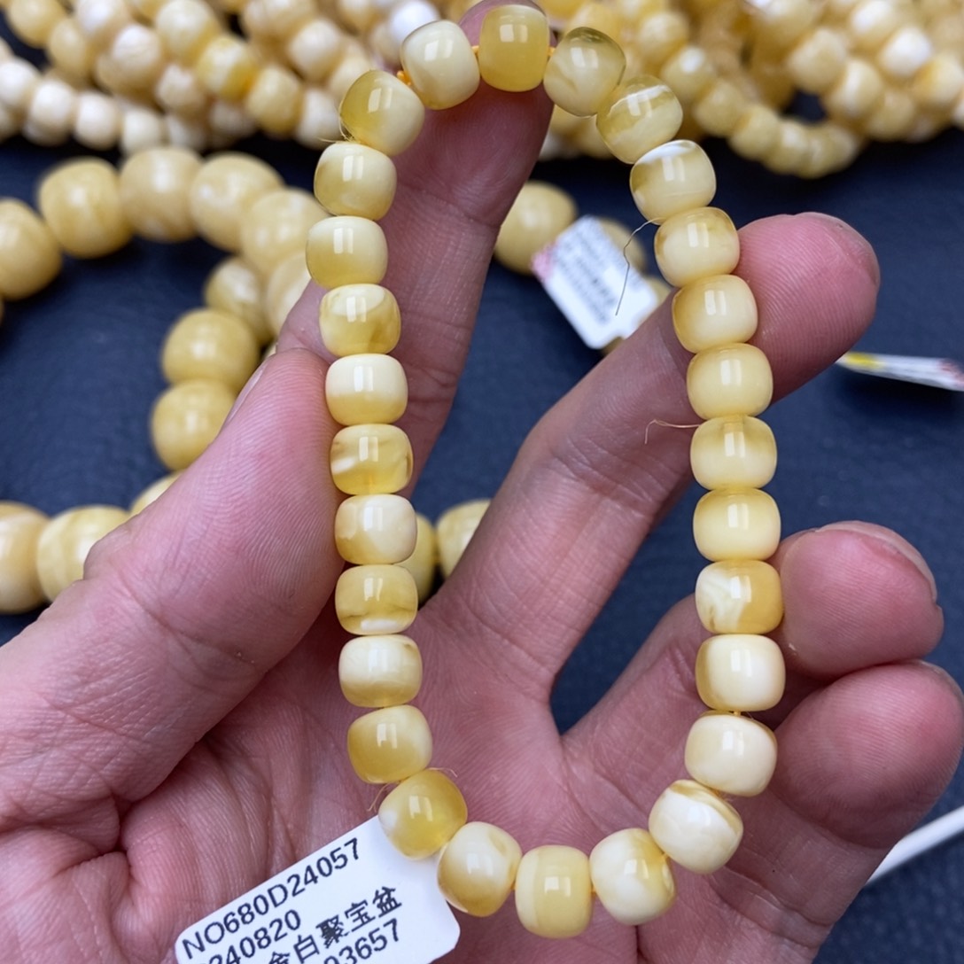 未镶嵌蜜蜡珠宝奇石12