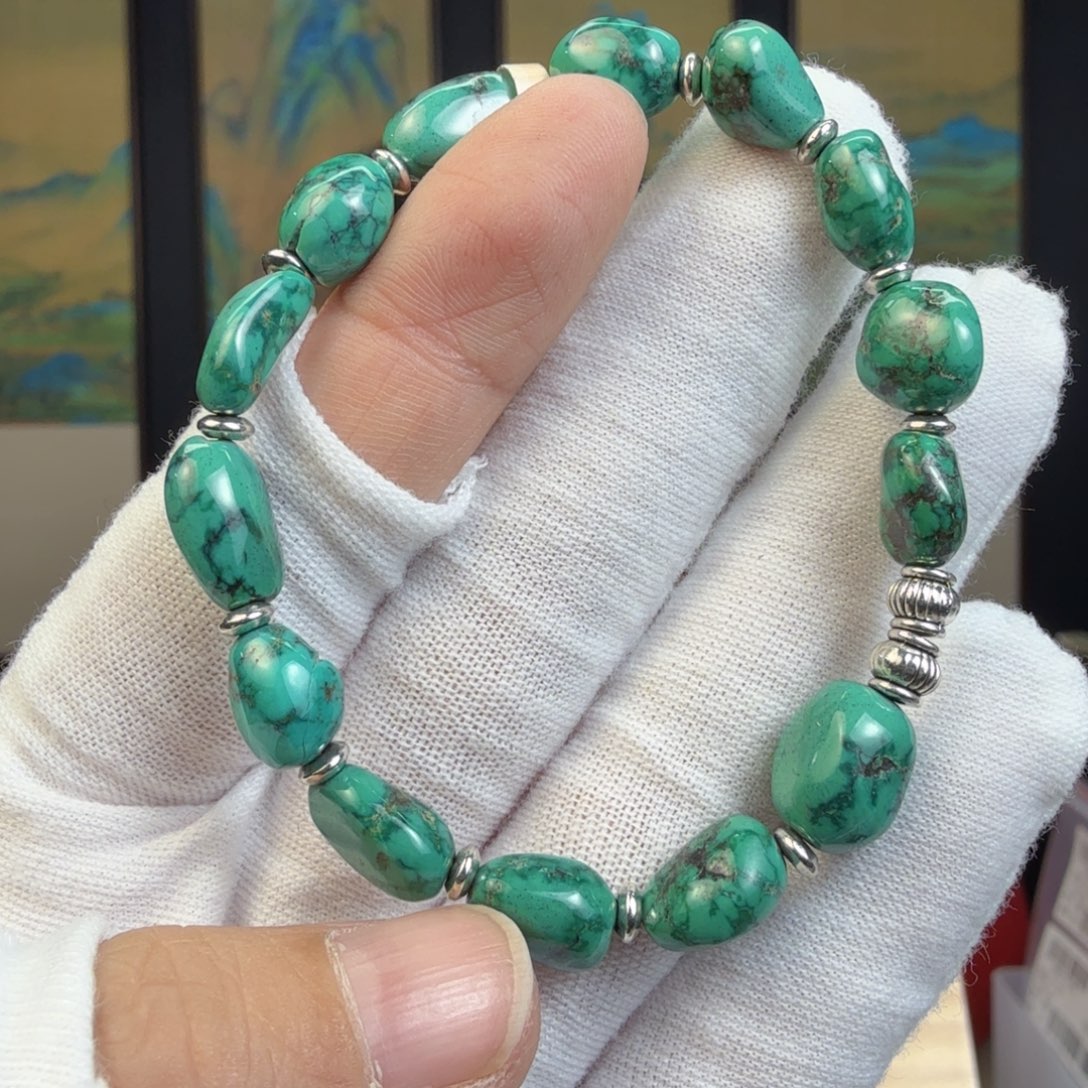 绿松石未镶嵌珠宝奇石