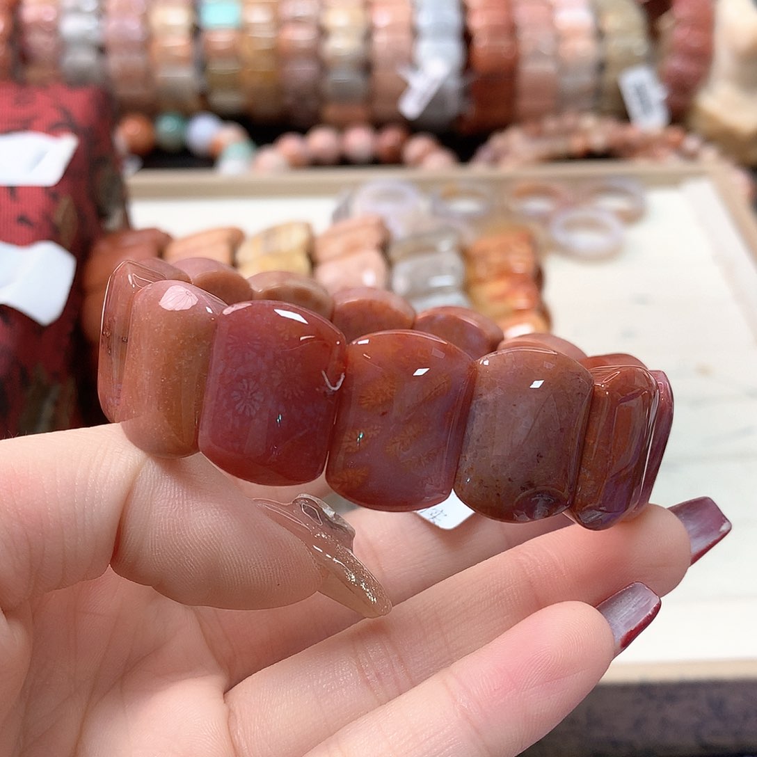 硅化珊瑚（珊瑚玉）手链未镶嵌奶*564