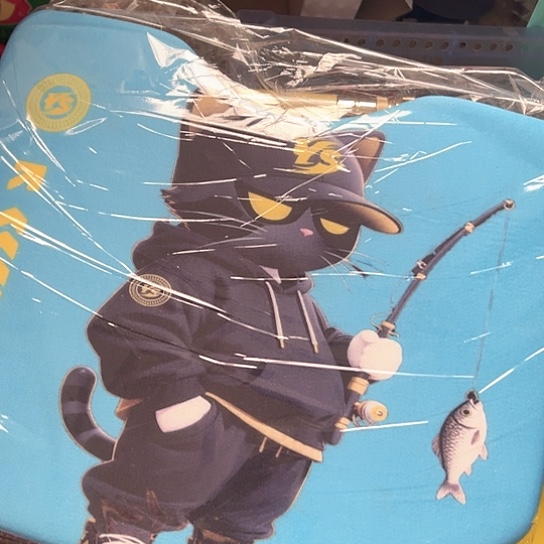钓箱坐垫随机发一个