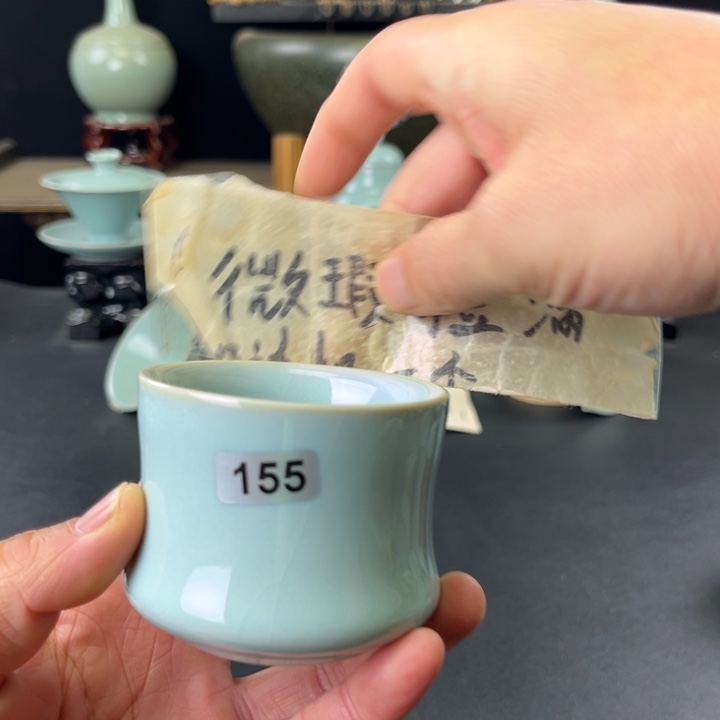 瓷片汝瓷一件155号微瑕捡漏
