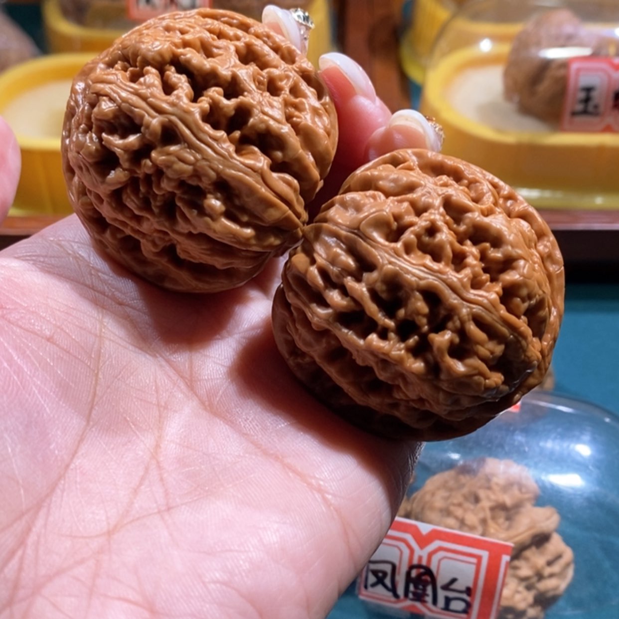 【闪购商品】文玩核桃吊坠一*凤凰台