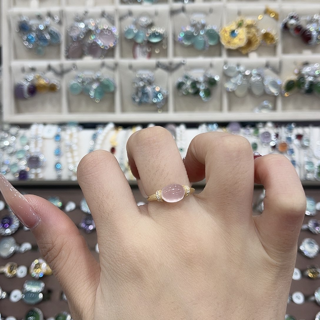 枕****银S925镶嵌芙蓉石戒指