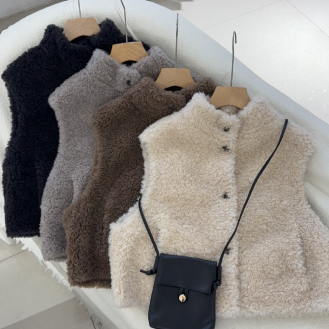 秋冬新款100%纯羊毛羊剪绒颗粒绒立领休闲韩系纽扣羊羔毛马甲女装