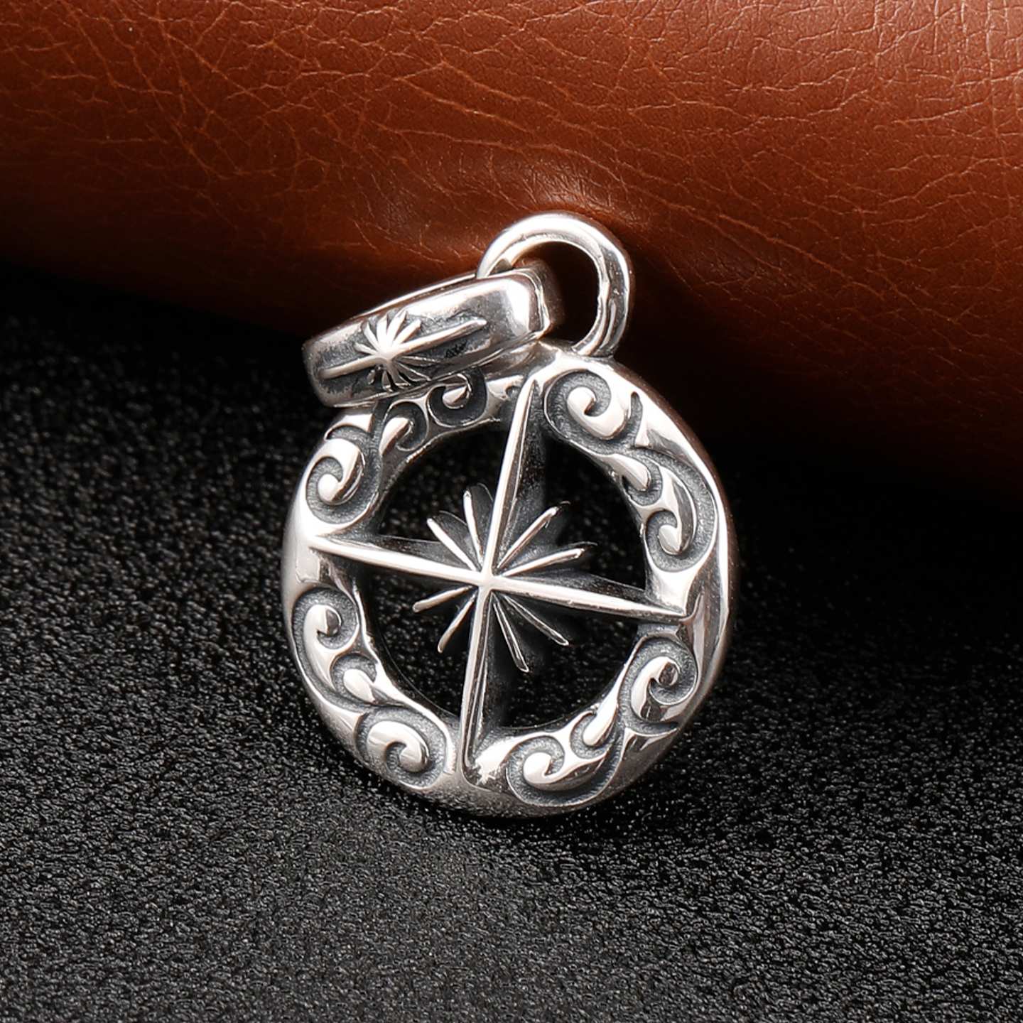 吊坠925银 个性唐草纹藤蔓星芒吊坠复古做旧潮流小众太阳神挂件