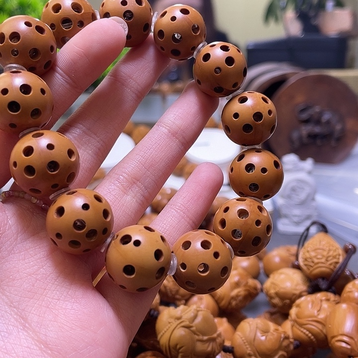 不***掉橄榄核吊坠橄榄核雕