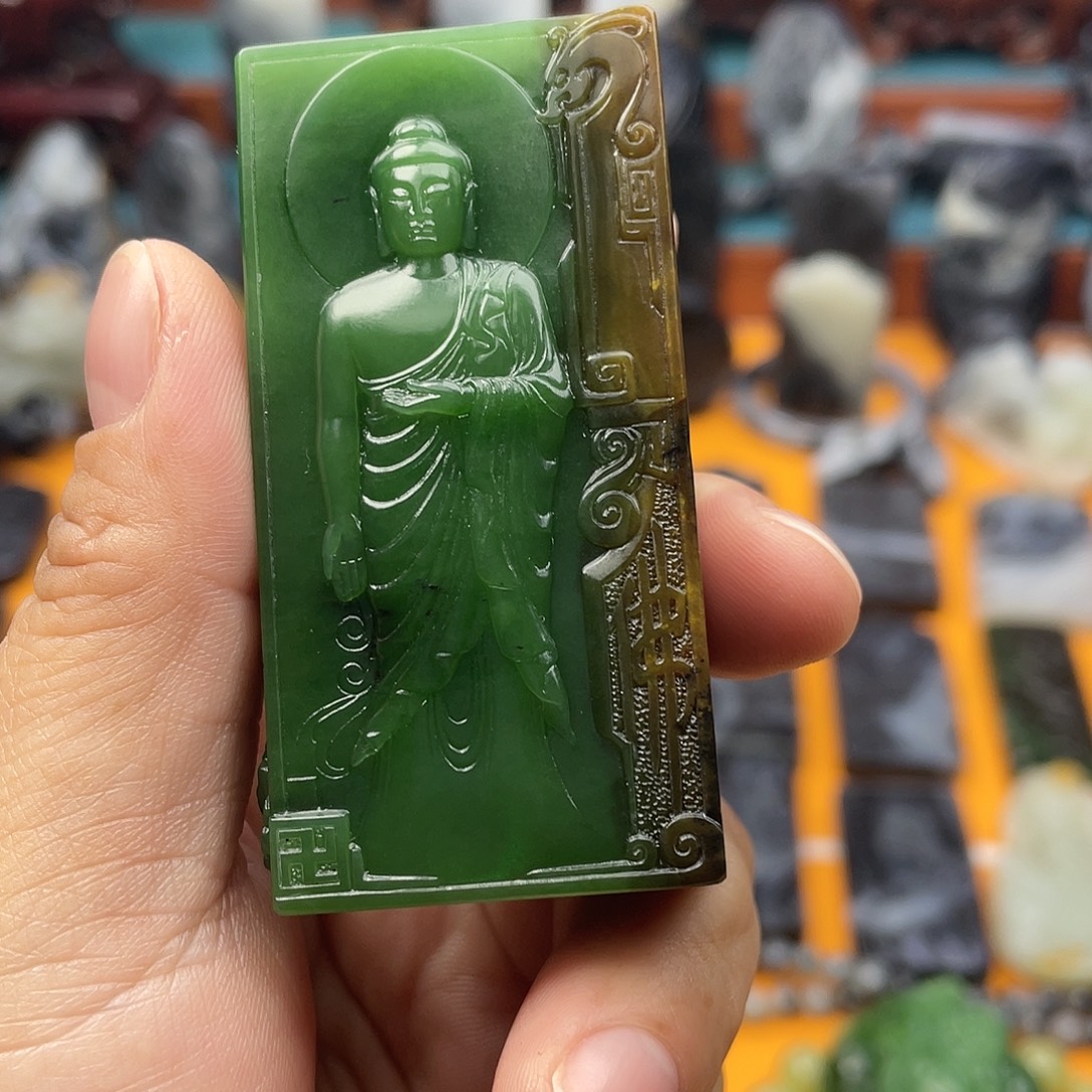 三***杨和田玉未镶嵌把件