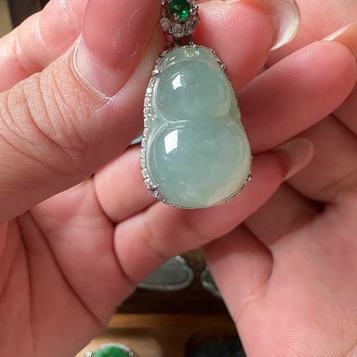 翡翠未镶嵌手镯翡翠150