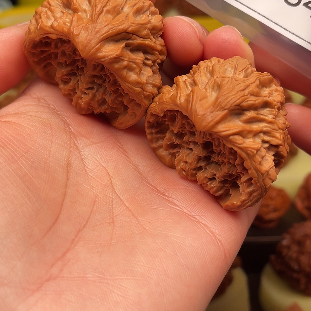 Z***K吊坠文玩核桃蛇头聚宝盆