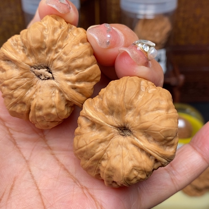 文玩核桃吊坠过**风38蛤蟆头