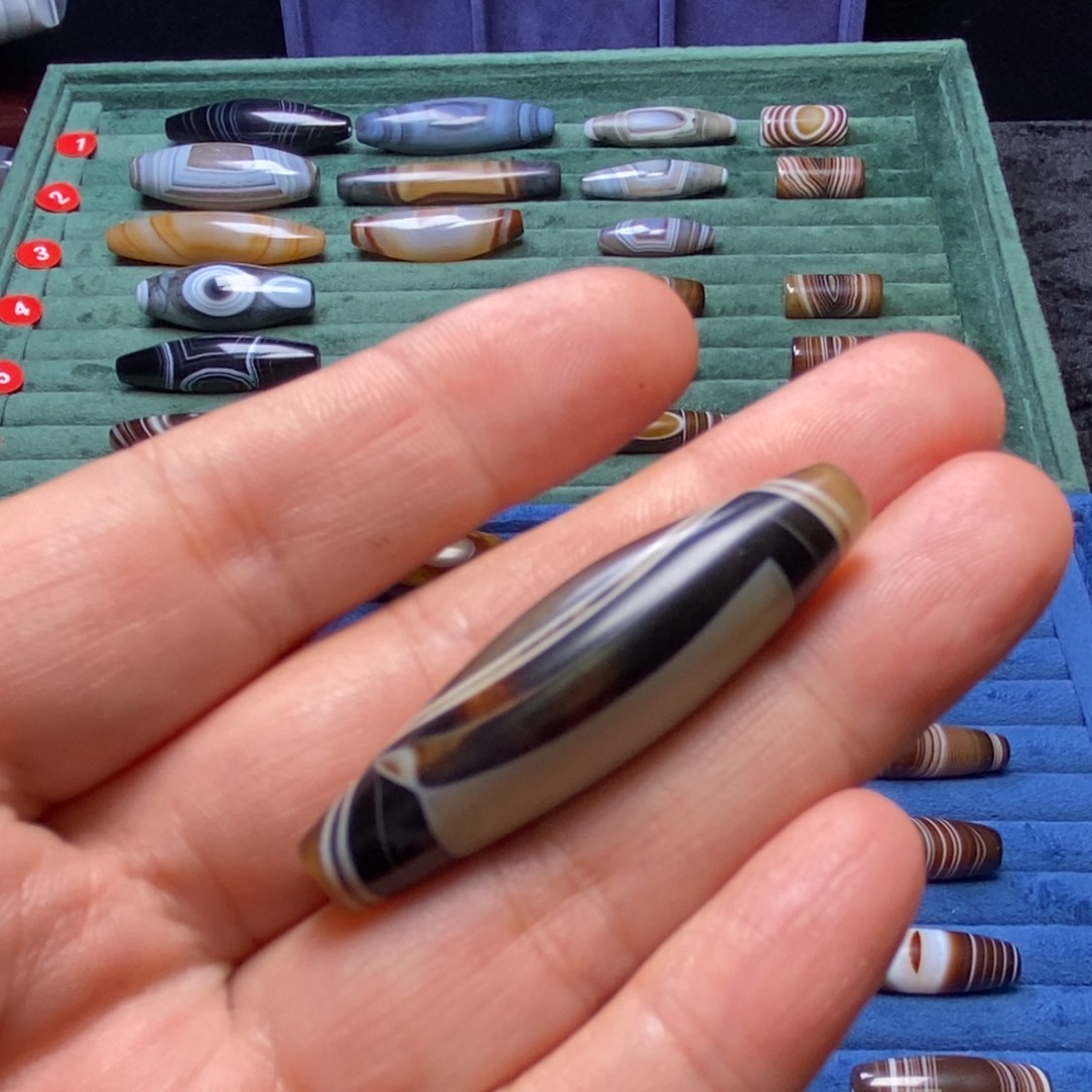 克***勒玛瑙/玉髓未镶嵌珠宝半成品