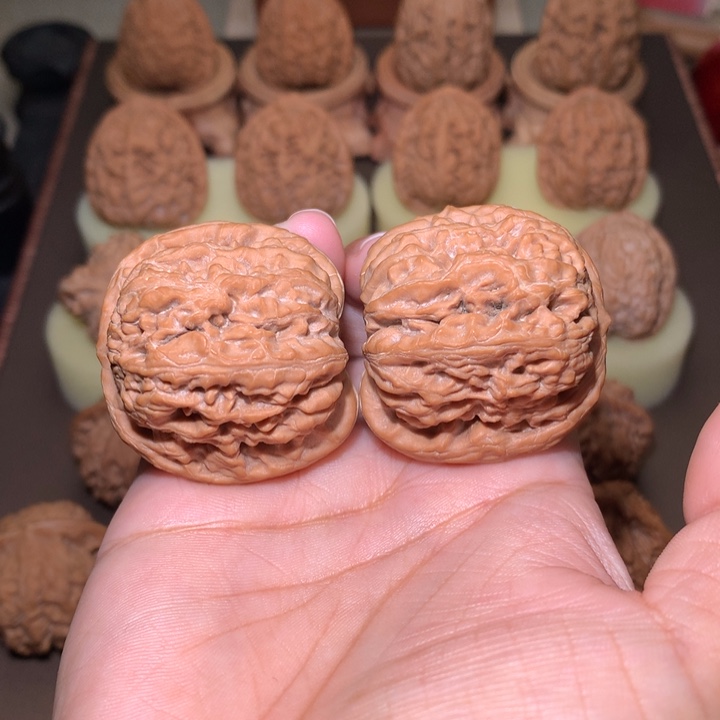 核桃文玩核桃把件天眼