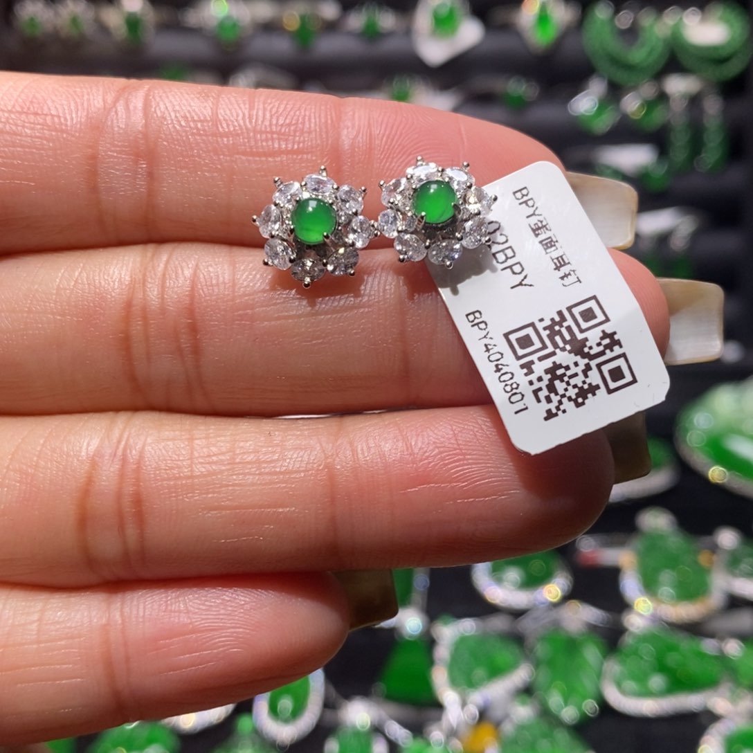 翡翠耳饰银S925镶嵌蛋面耳钉