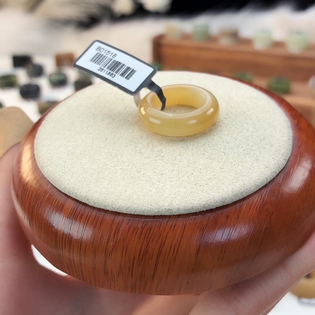 和田玉未镶嵌戒指浅橘轮胎15.2mmj25