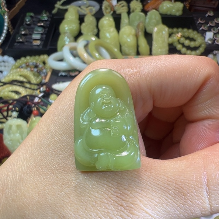 和田玉（黄玉）颈饰未镶嵌