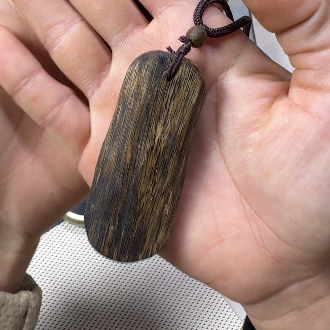 沉香吊坠绿奇无事牌多样性发1个