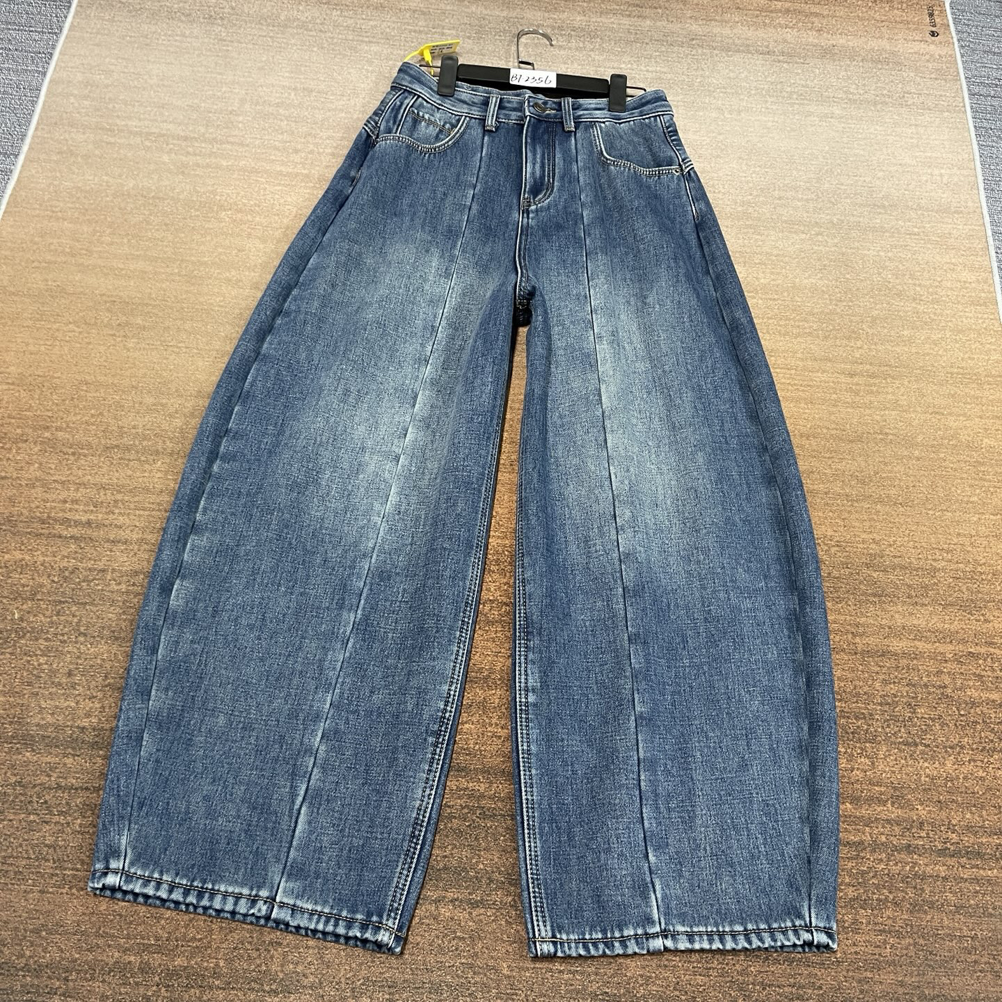 #B7-2356 加绒-密密绒 高货 蓝色慵懒风大版弯刀气球女裤 无弹