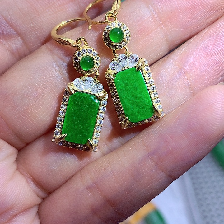 翡翠颈饰银S925镶嵌翡翠