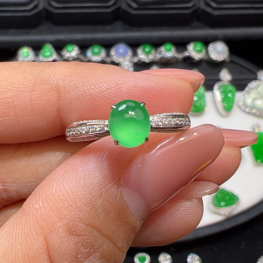 翡翠戒指18K金镶嵌收到货48小时鉴赏期