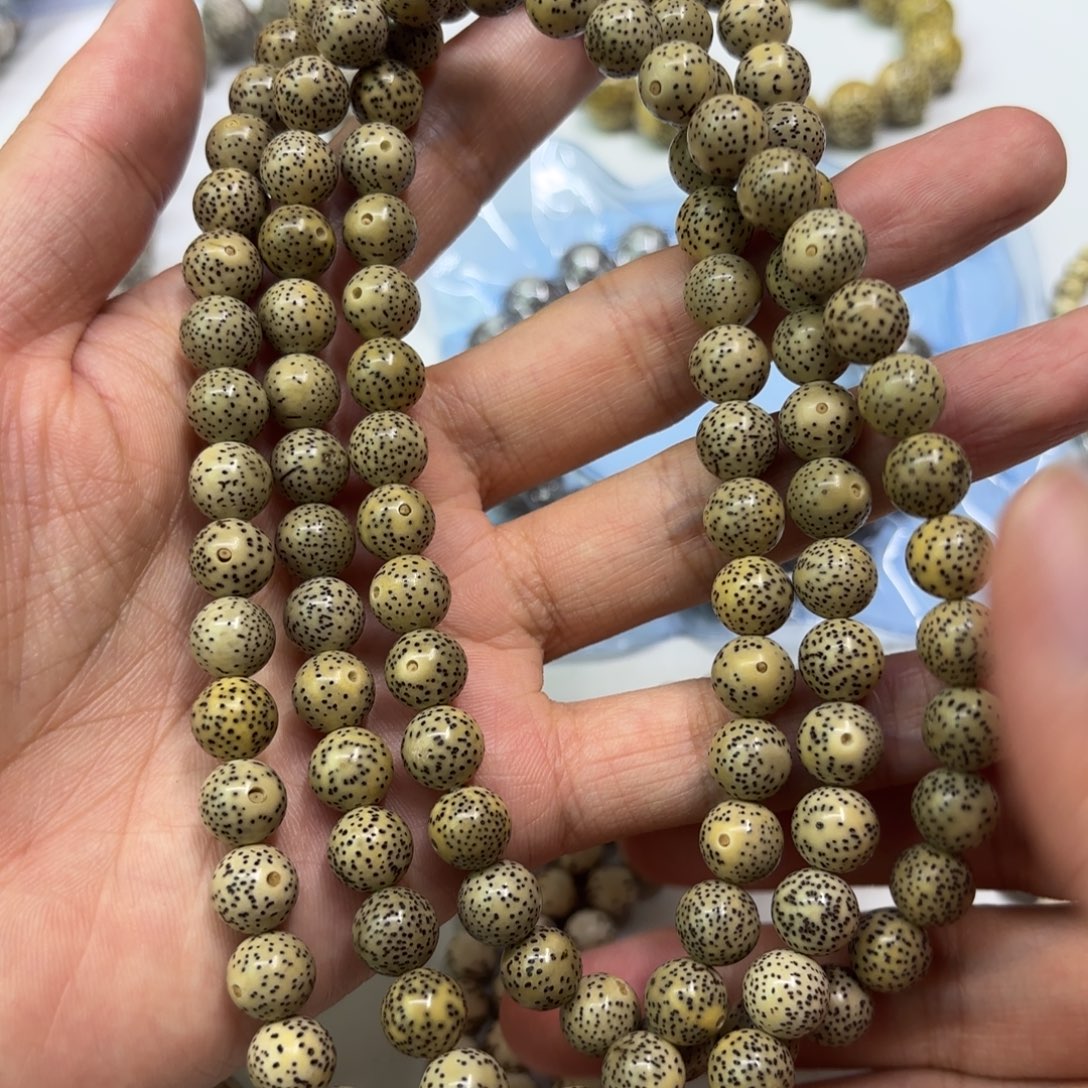 手串星月菩提石玉料9圆微瑕