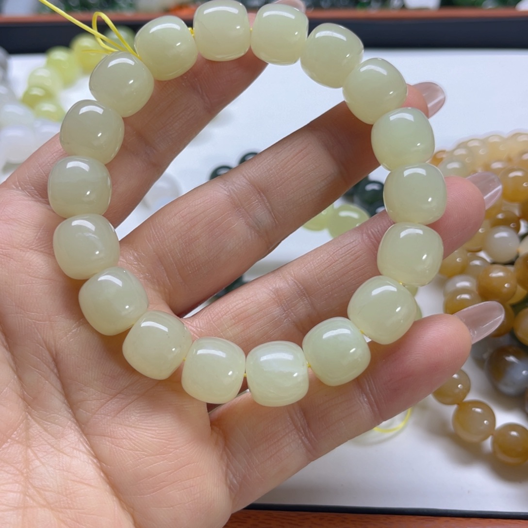 未镶嵌手链和田玉