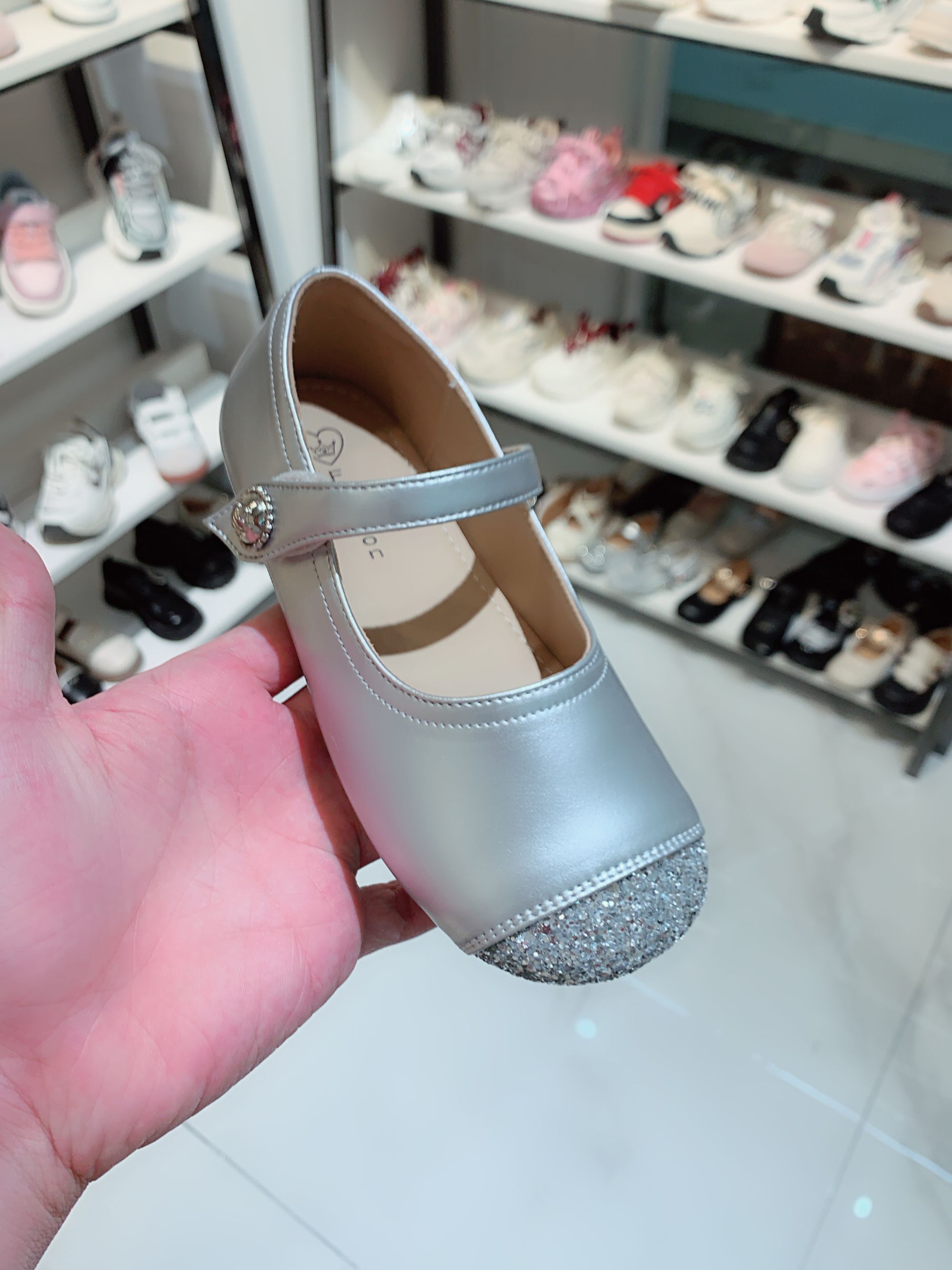 千位 1401—1600 时尚童鞋链接