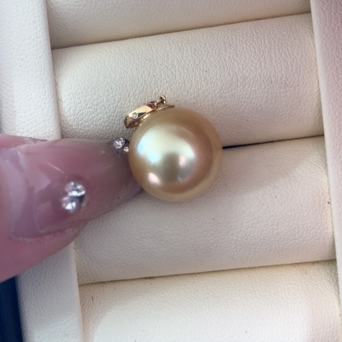 海水珍珠颈饰18K金镶嵌