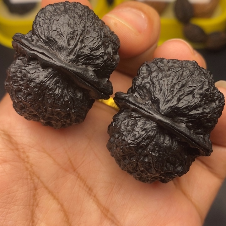 吊坠文玩核桃38尺饕餮