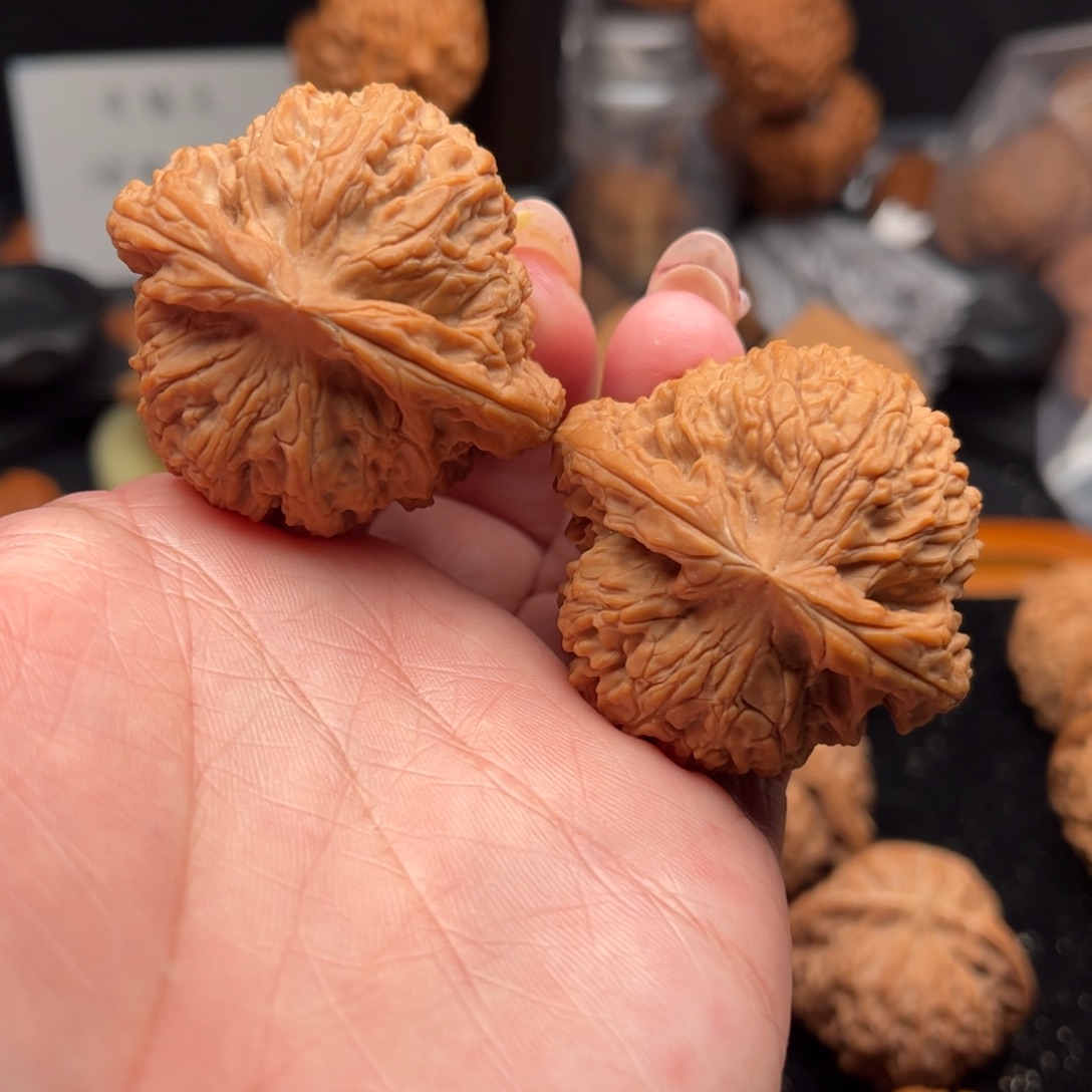 核桃把件南疆石44