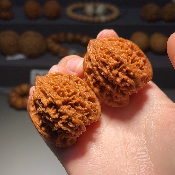 文玩核桃把件满天星341