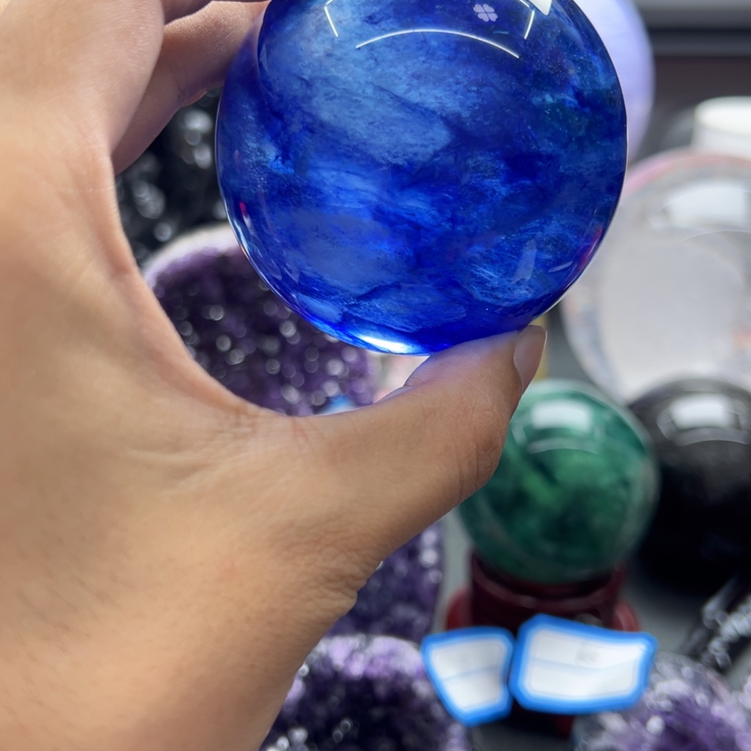 石材蓝色水晶球8厘米
